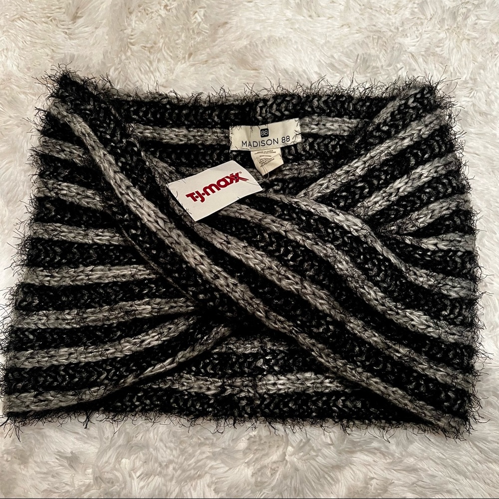 ❗️SALE NWT Madison 88 Infinity Scarf
